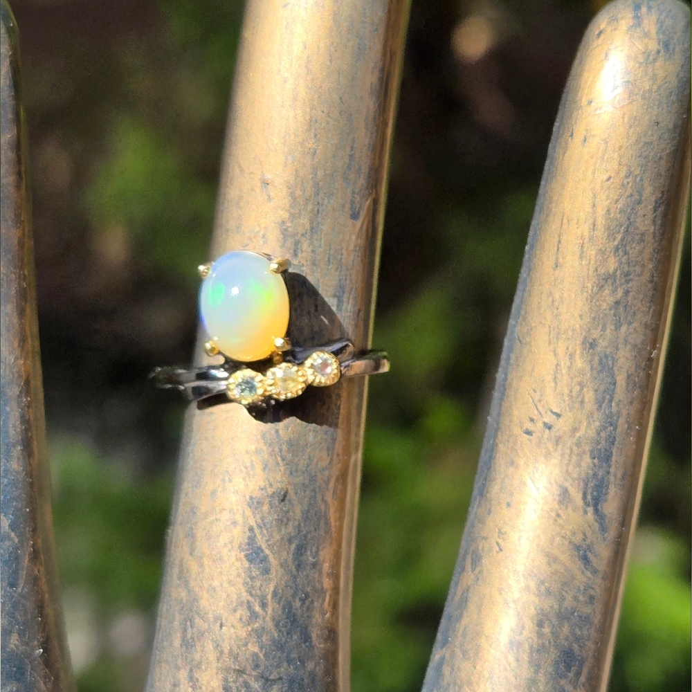 Opal & Topaz Natural Gemstone Stetling Rhodium & Gold Ring Sz7 - Picture 7 of 9